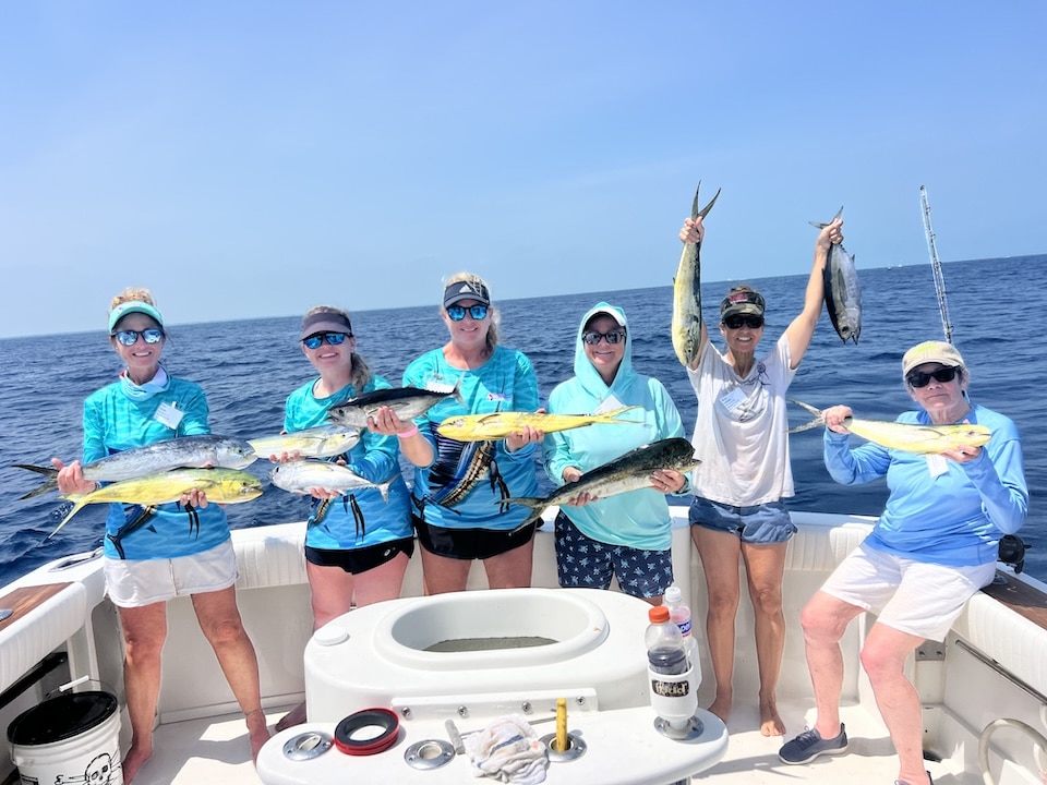 Pam Ridgle, Murchison, TX; Brook Johnson, Bullard, TX; Alissa Johnson, Chandler, TX; Jackie Busa, Naples, FL; Mary Lemak, Key Largo, FL and Nicole Ehart, St. Augustine, FL on KK IV. Ladies, Let’s Go Fishing Screamin’ Reels tournament