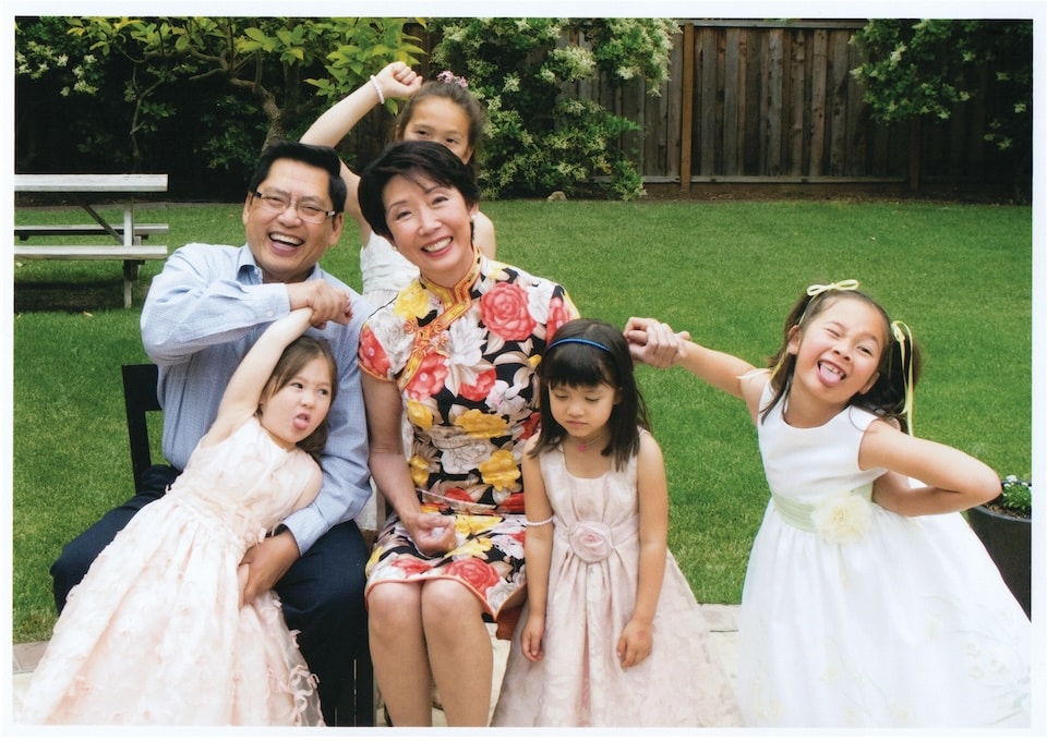 Vera and Carlos with their granddaughters April 2018