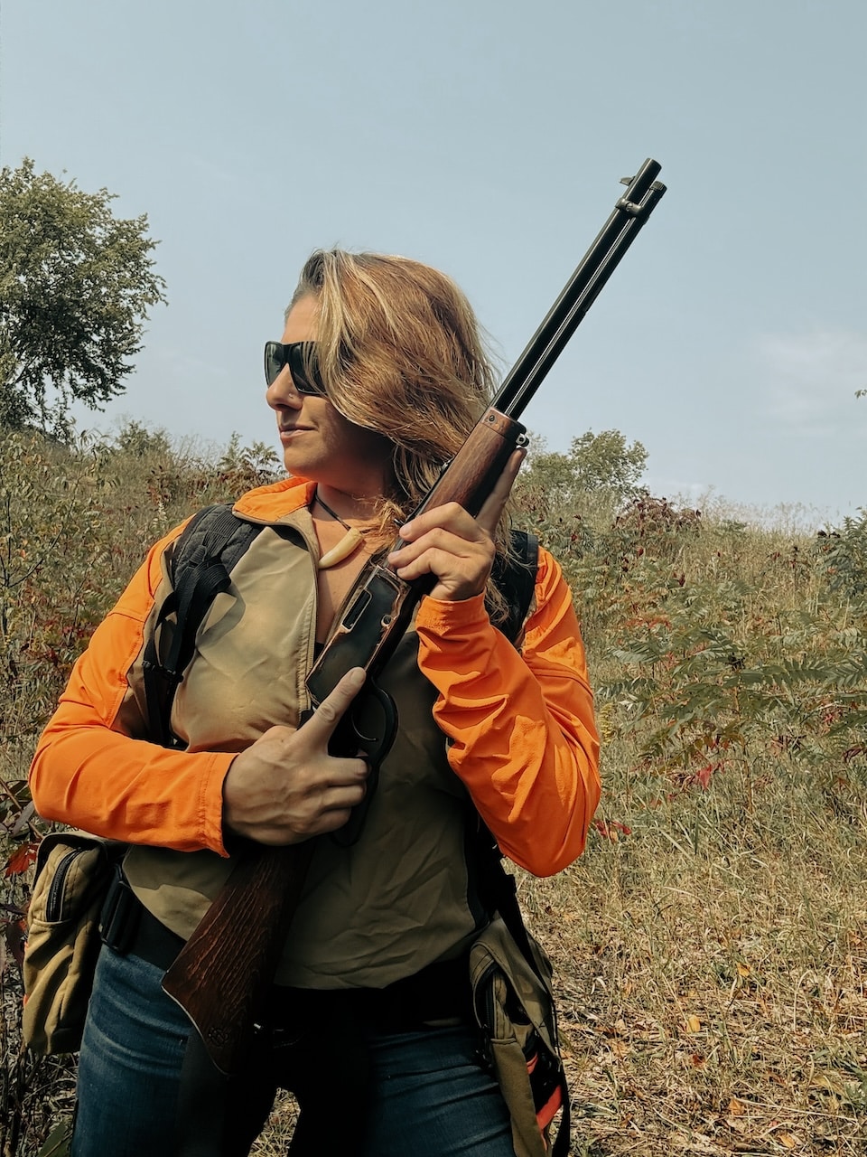 Woman hunting Heritage Settler Compact