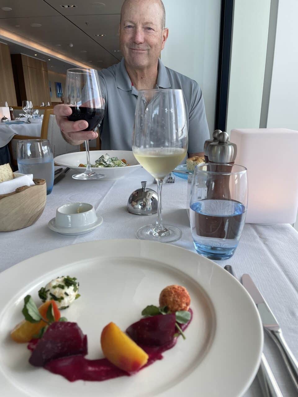 dining in style cruising alaska